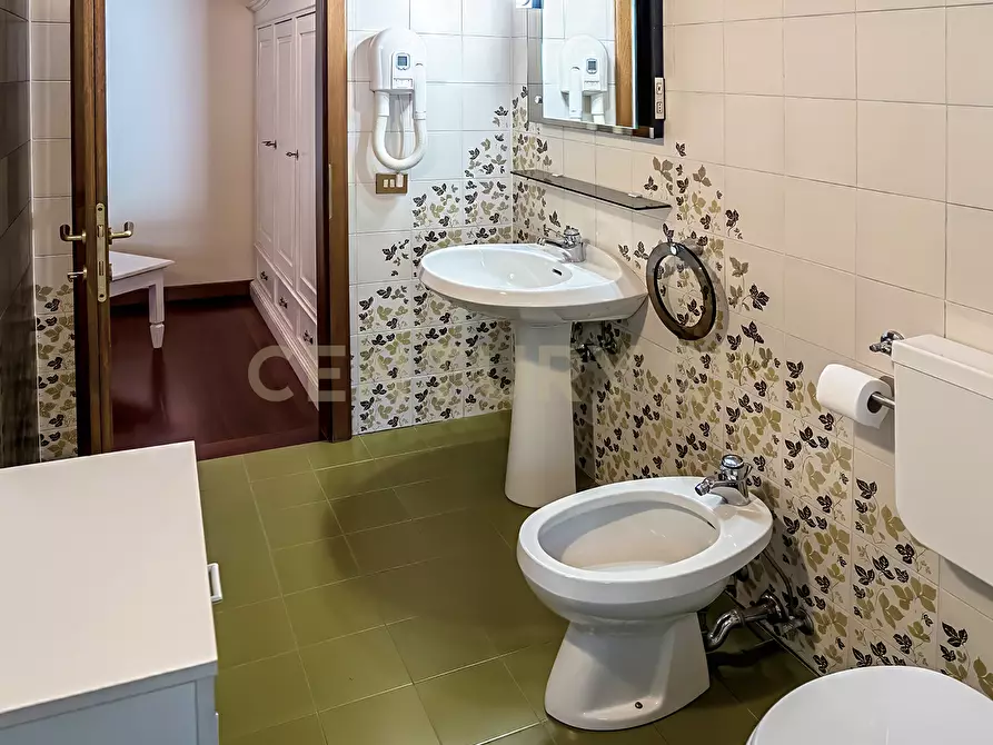 Immagine 130 di Villa in vendita  in Via Adige 25 a Brentino Belluno