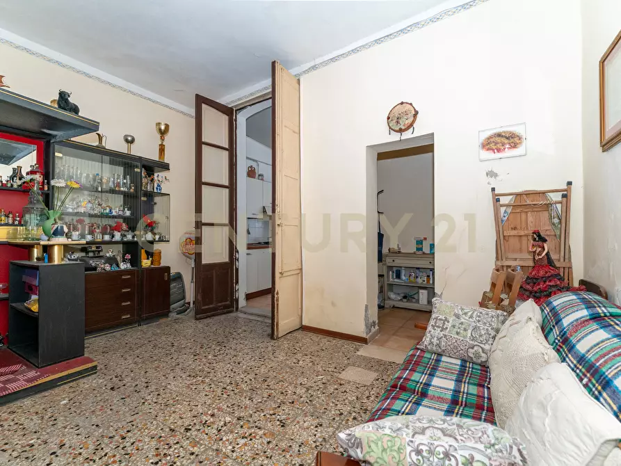 Immagine 14 di Quadrilocale in vendita  in Via Timoleone 113 a Catania