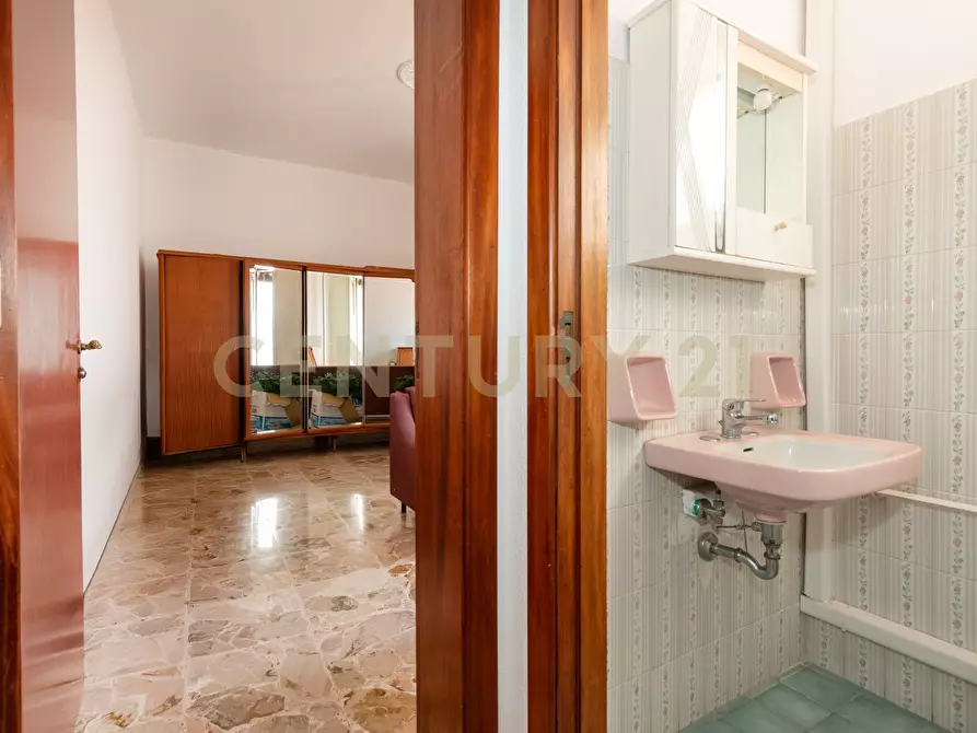 Immagine 29 di Pentalocale in vendita  in Via Epicarmo 196 a Augusta