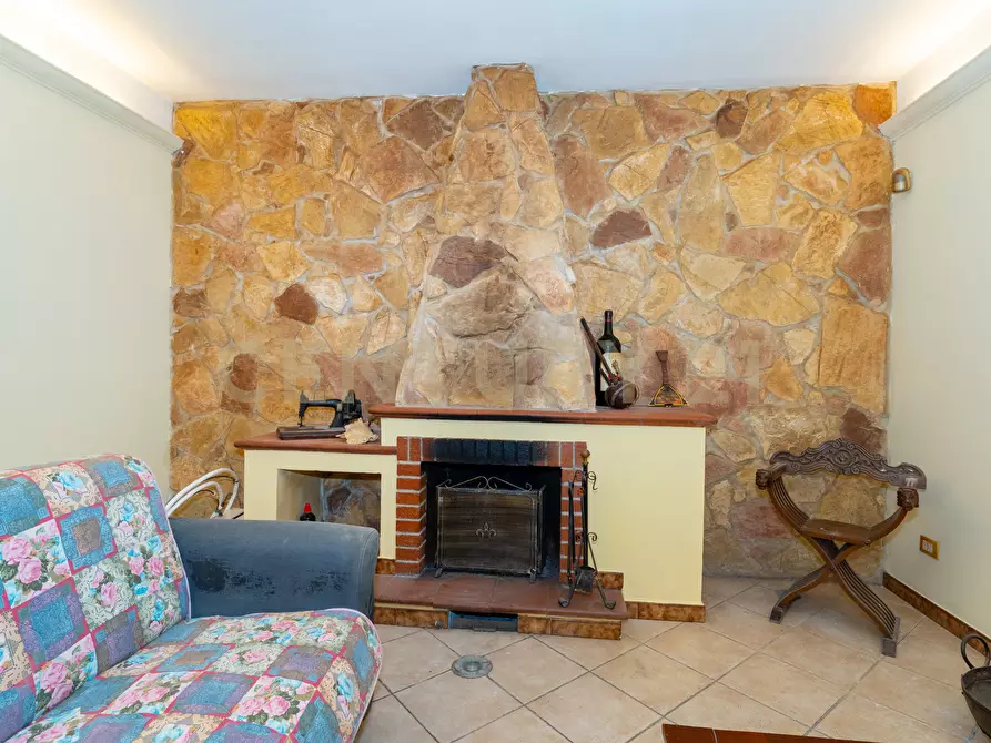 Immagine 15 di Casa bifamiliare in vendita  in Via Sebastiano Grasso 14 a Aci Catena