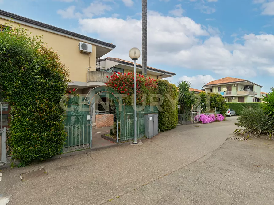 Immagine 9 di Porzione di casa in vendita  in Via Simone Neri 7 a Mascali