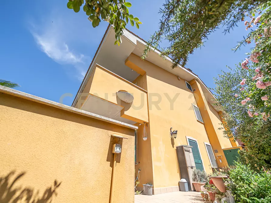 Immagine 29 di Villa in vendita  in Via dei Lecci 31 a Rocca Di Papa
