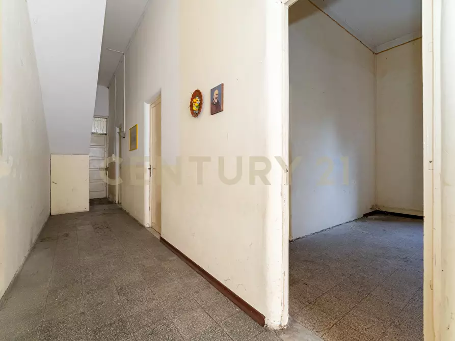 Immagine 24 di Pentalocale in vendita  in Via del Santuario 56 a Valverde