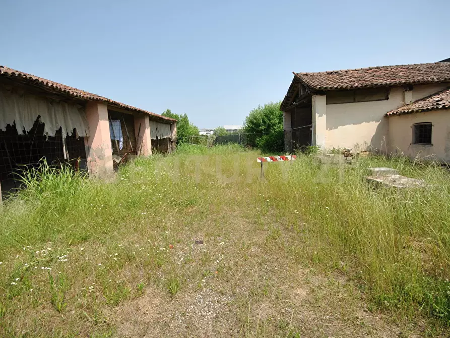 Immagine 23 di Palazzo in vendita  in Via Padovana 1a a Arcole