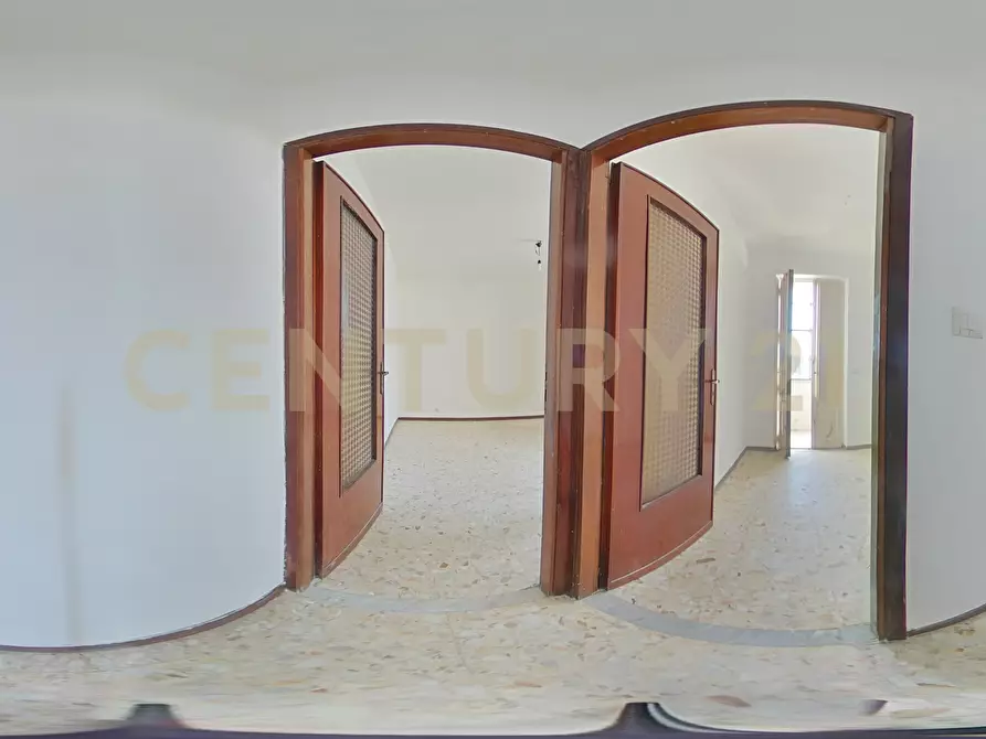 Immagine 41 di Bilocale in vendita  in Via Caduti del Lavoro 131 a Catania