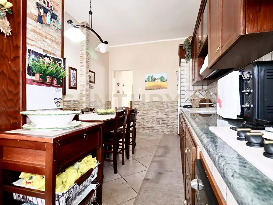 Immagine 10 di Quadrilocale in vendita  in Largo Bisacquino 3 a Palermo