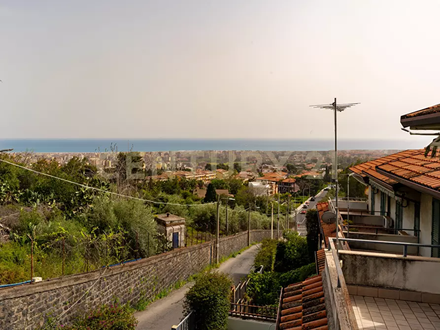 Immagine 57 di Villa in vendita  in Via Santa Rosa da Lima 17 a Catania
