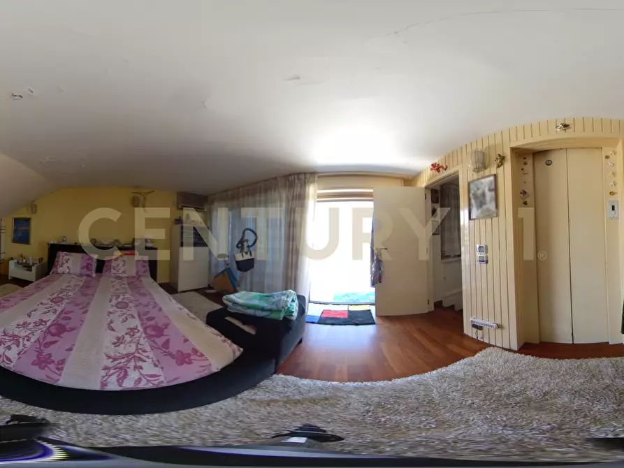 Immagine 58 di Villa in vendita  in Via G. Pezzana 9 a Aci Castello