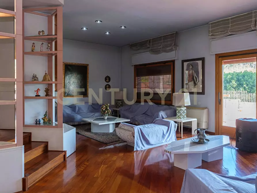 Immagine 16 di Villa in vendita  a Catania