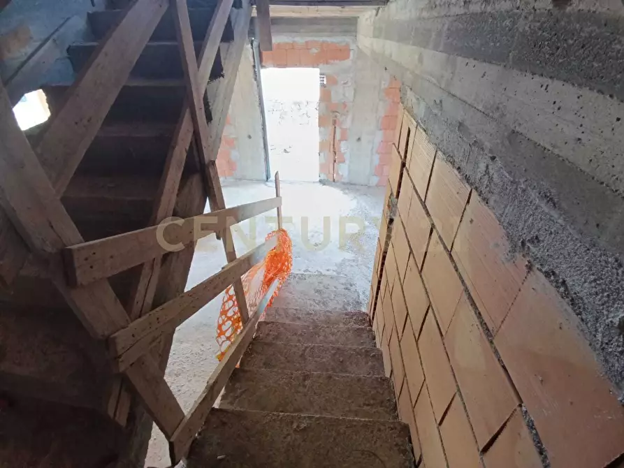 Immagine 46 di Casa bifamiliare in vendita  in VIA LEONCAVALLO 7 a Aci Sant'antonio