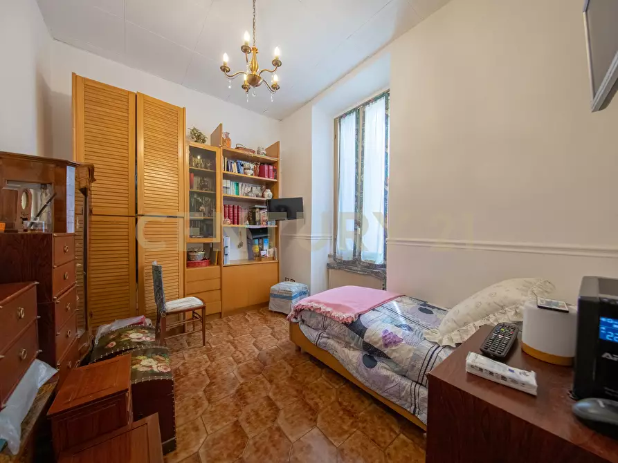 Immagine 16 di Pentalocale in vendita  in Viale Madonna del Tufo 26 a Rocca Di Papa