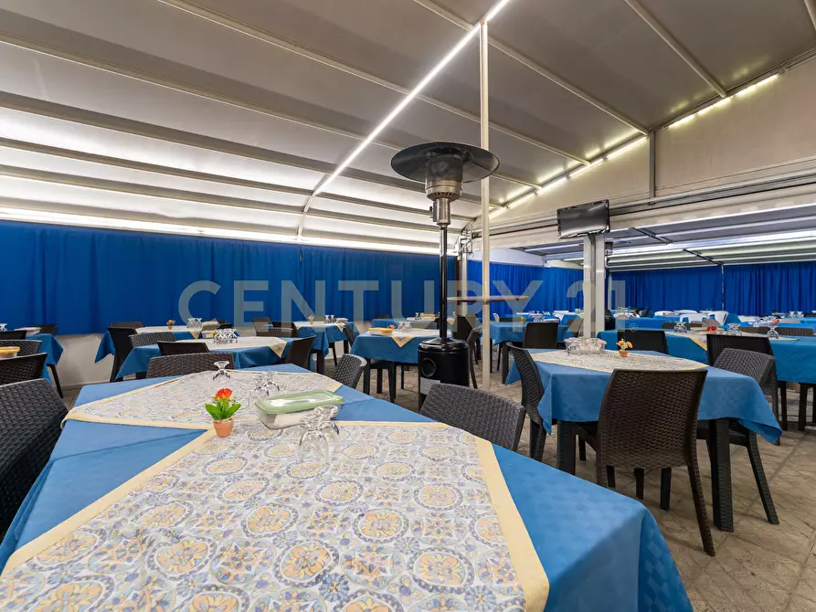 Immagine 29 di Pizzeria / Pub in vendita  in Viale Mario Rapisardi 646 a Catania