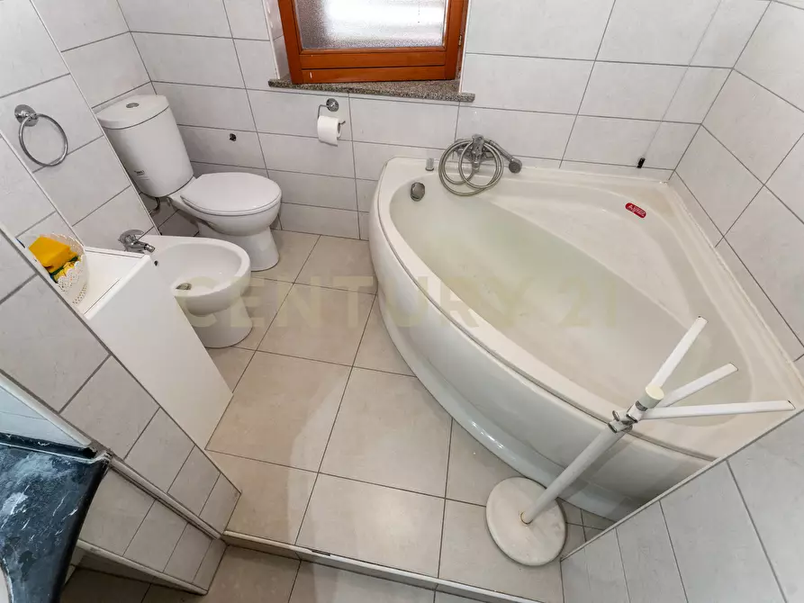 Immagine 21 di Appartamento in vendita  in Via Firenze 99 a Aci Castello