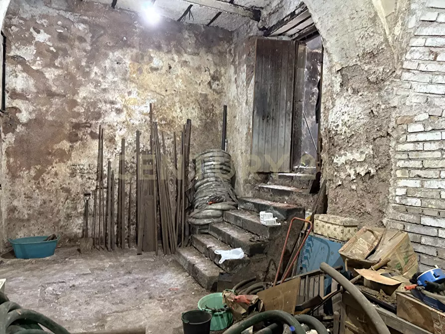 Immagine 62 di Locale commerciale in vendita  in Via 6 Aprile 59 a Catania