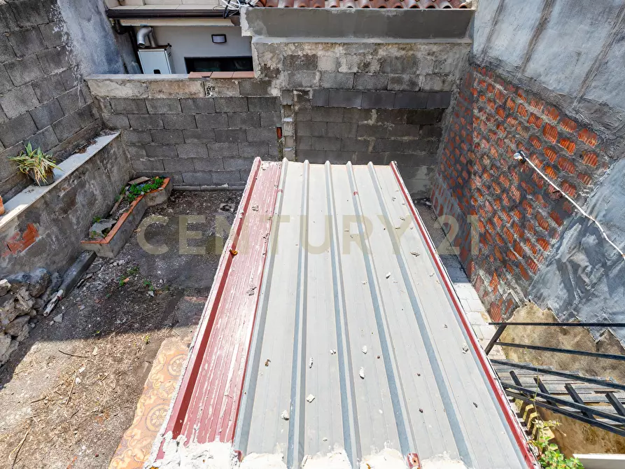 Immagine 10 di Casa indipendente in vendita  in Via Duca di Massa 17/19 a Aci Castello