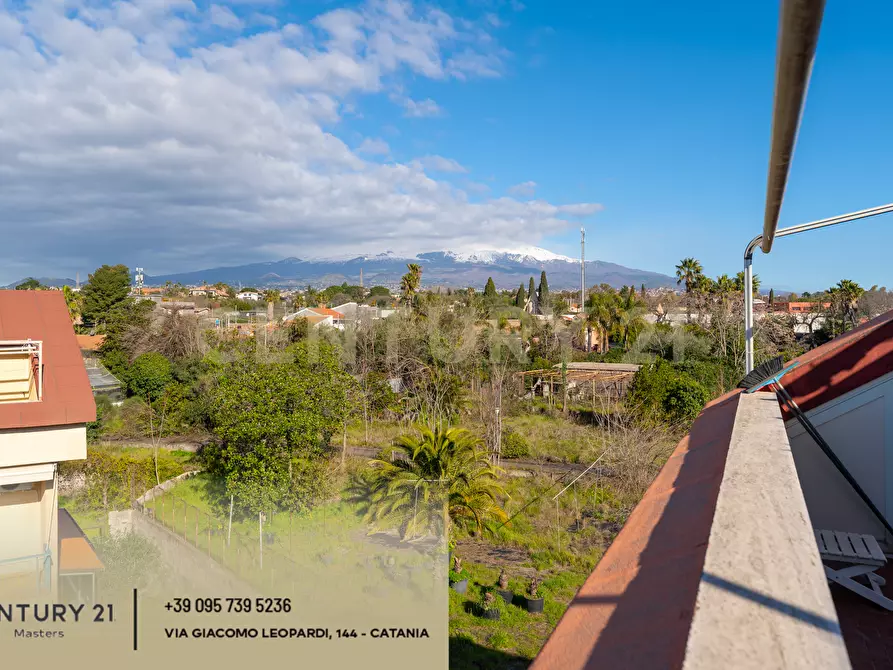 Immagine 95 di Casa semindipendente in vendita  in Via G. Leopardi 1 a Sant'agata Li Battiati