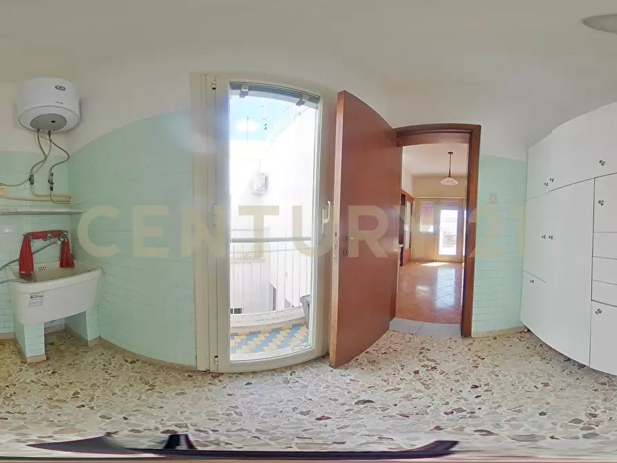 Immagine 57 di Pentalocale in vendita  in Via Epicarmo 196 a Augusta