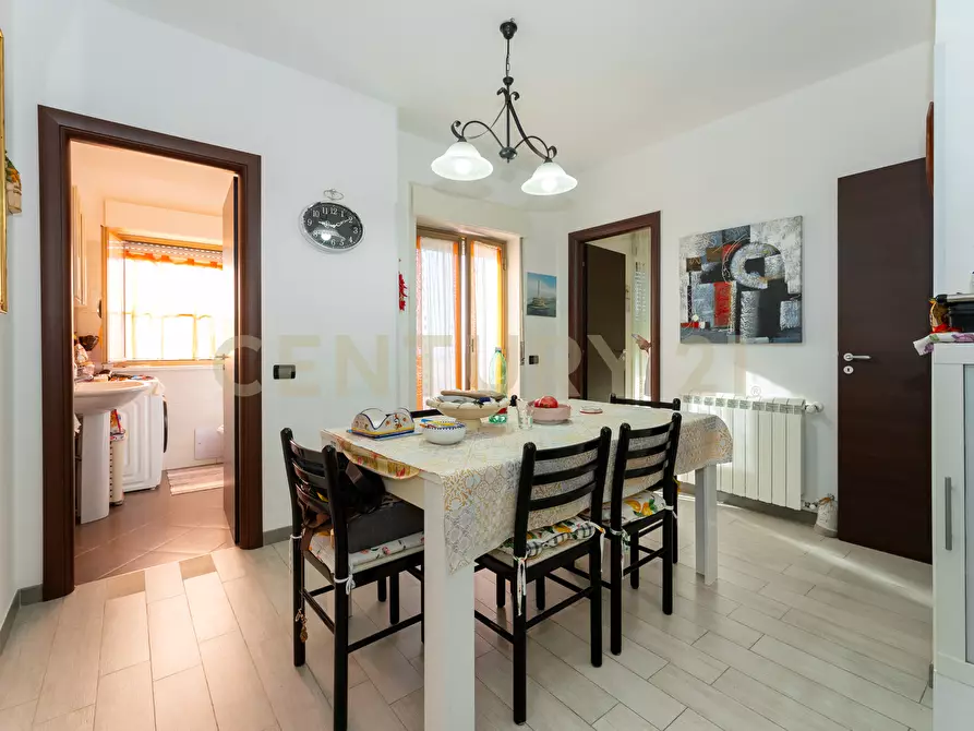 Immagine 14 di Bilocale in vendita  in Via dei Ciclopi 160 a Aci Catena