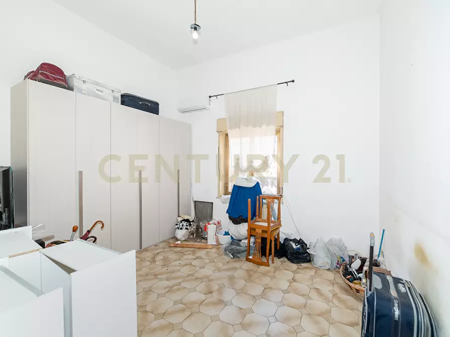 Immagine 20 di Locale commerciale in vendita  in Via Mario Rapisardi 20 a Fiumefreddo Di Sicilia