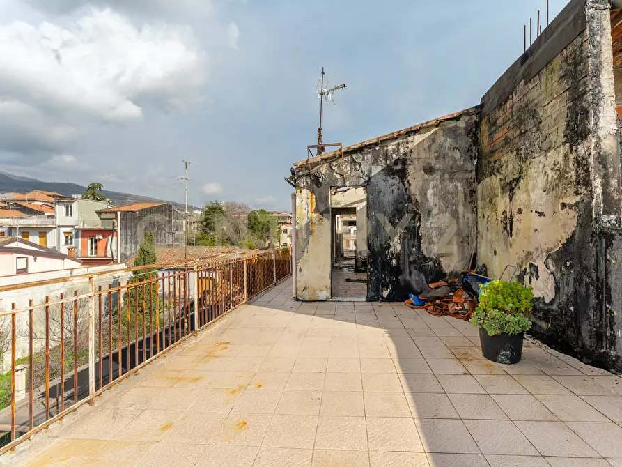 Immagine 1 di Attico in vendita  in via guglielmo marconi 26 a Zafferana Etnea