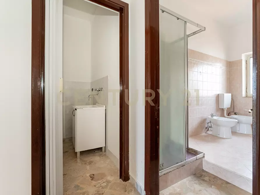 Immagine 30 di Terratetto in vendita  in Via del Sole 3 a Mascalucia