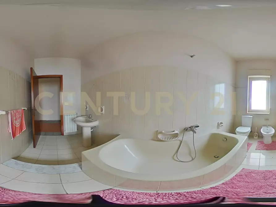 Immagine 48 di Pentalocale in vendita  in Via Casale dei Greci 34 a Adrano