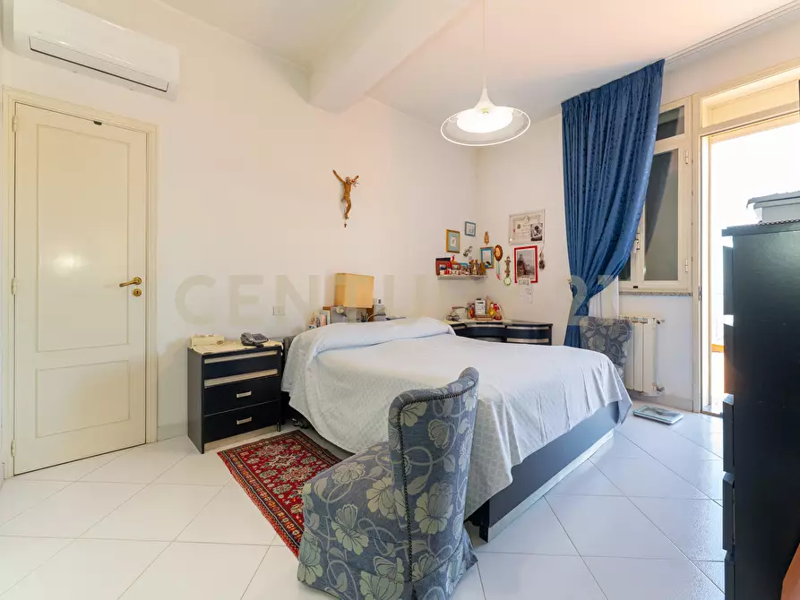 Immagine 36 di Villa in vendita  in Via Leonardo Da Vinci 5 a Taormina