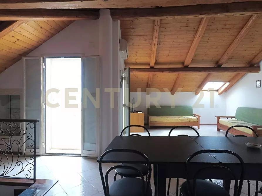 Immagine 37 di Villa in vendita  in Via Livorno 97 a Aci Castello