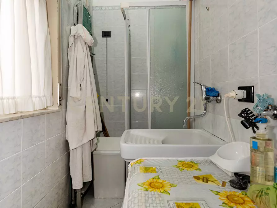 Immagine 28 di Trilocale in vendita  in Via Zuccarelli 70 a Catania
