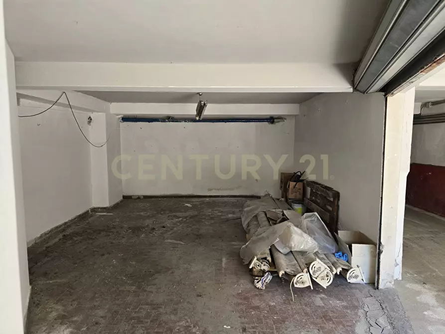 Immagine 4 di Garage in vendita  in Via Don Luigi Sturzo a Sant'agata Li Battiati