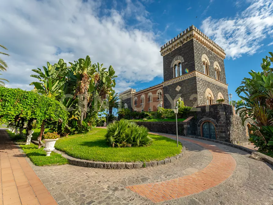 Immagine 31 di Rustico / casale in vendita  in Via Castelnuovo Don Bosco 68 a Acireale