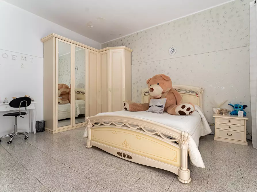 Immagine 21 di Palazzo in vendita  in Via Monte Calvario 56 a Biancavilla