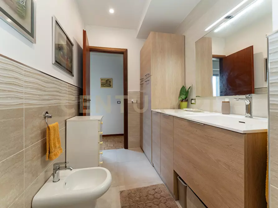Immagine 10 di Appartamento in vendita  in Via Erice 3 a Giardini-Naxos