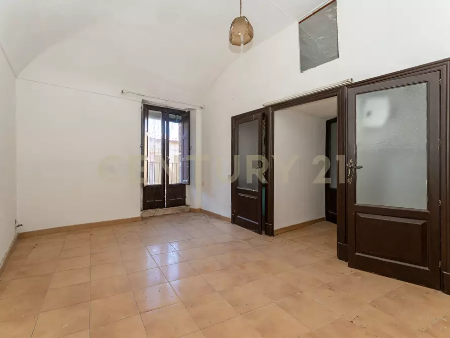 Immagine 22 di Trilocale in vendita  in Corso Vittorio Emanuele 122 a Caltagirone