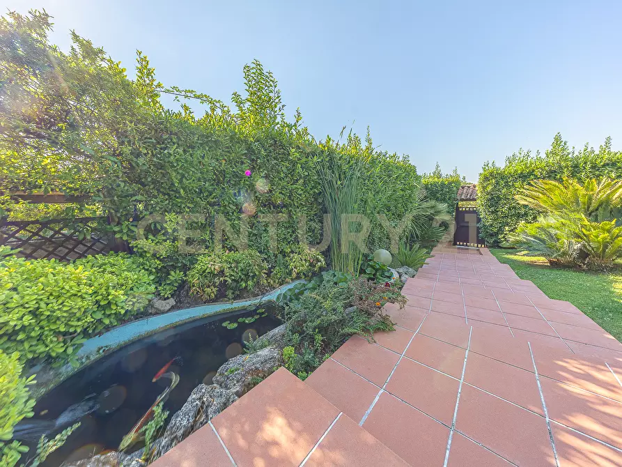 Immagine 2 di Villetta a schiera in vendita  in Via Cassia 1530 a Roma