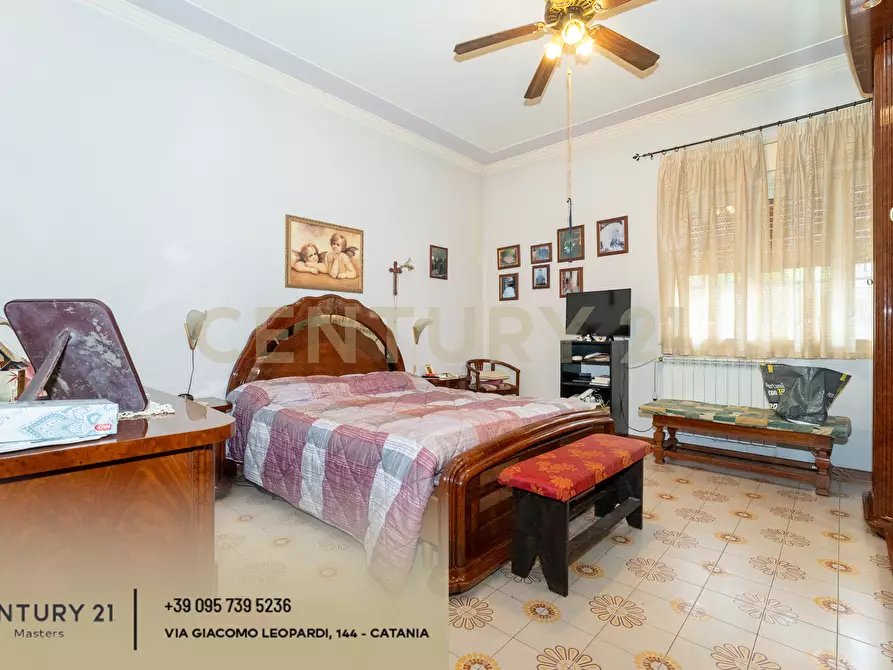 Immagine 21 di Trilocale in vendita  in Via Caduti del Lavoro 2 a Gravina Di Catania