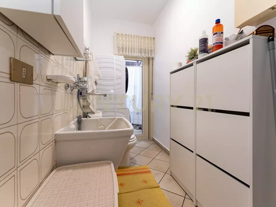 Immagine 19 di Appartamento in vendita  in Via Carmelo Salanitro 1 a Catania