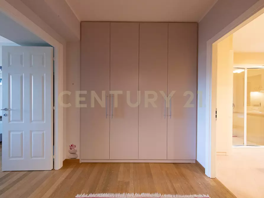 Immagine 34 di Quadrilocale in vendita  in Viale Ippocrate 116 a Roma