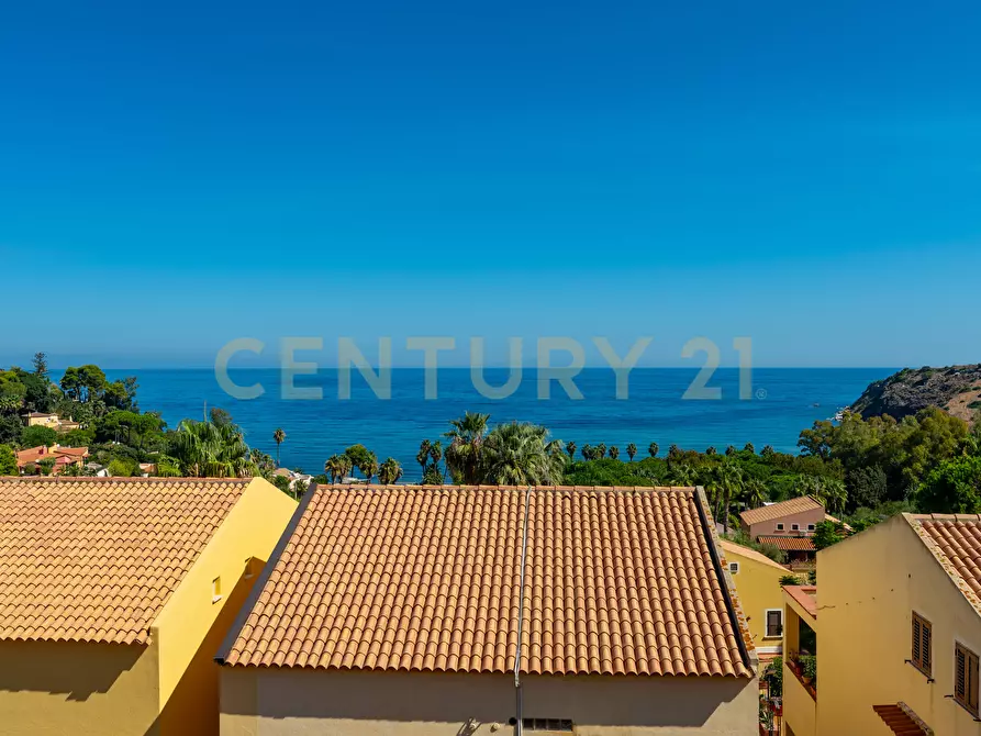 Immagine 18 di Villa in vendita  in BAIA ARCILE snc a Augusta