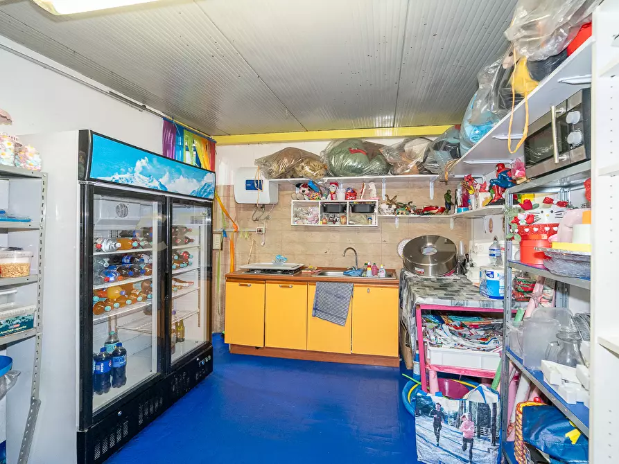 Immagine 22 di Attività artigianale in vendita  in Via Villa Glori 87 a Catania