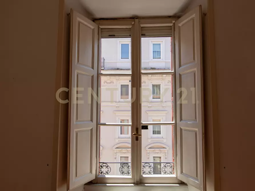 Immagine 33 di Quadrilocale in vendita  in Via Plinio 22 a Roma