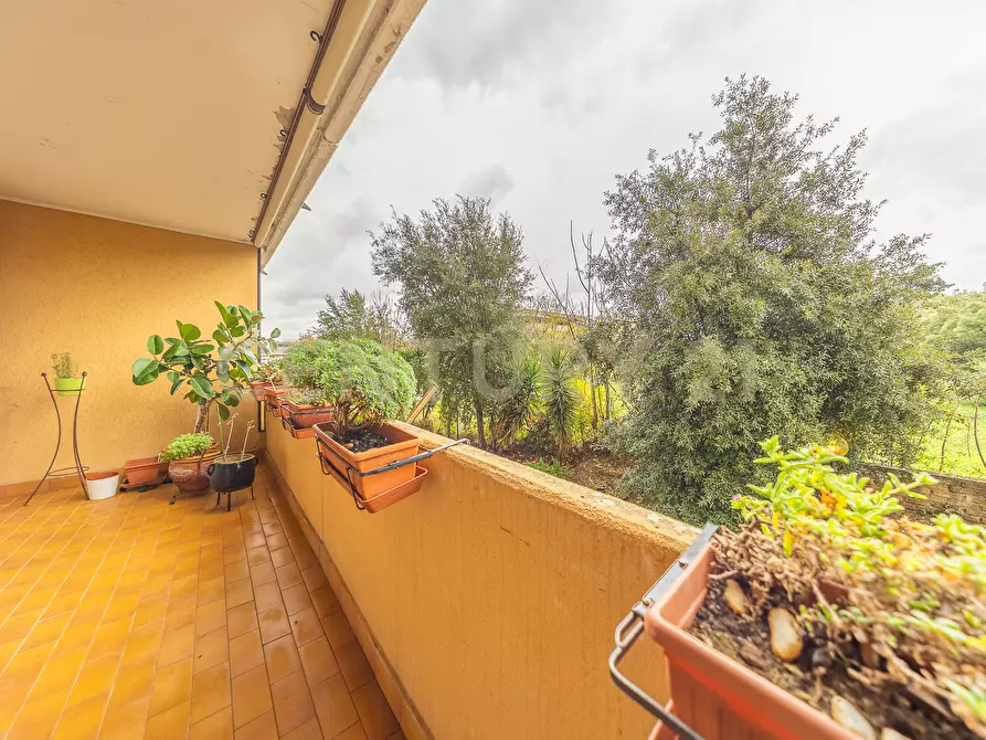 Immagine 19 di Bilocale in vendita  in Via Paolo Stoppa 38 a Roma