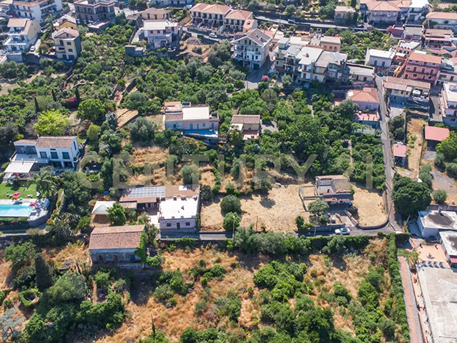 Immagine 40 di Rustico / casale in vendita  in Via Castelnuovo Don Bosco 32 a Acireale
