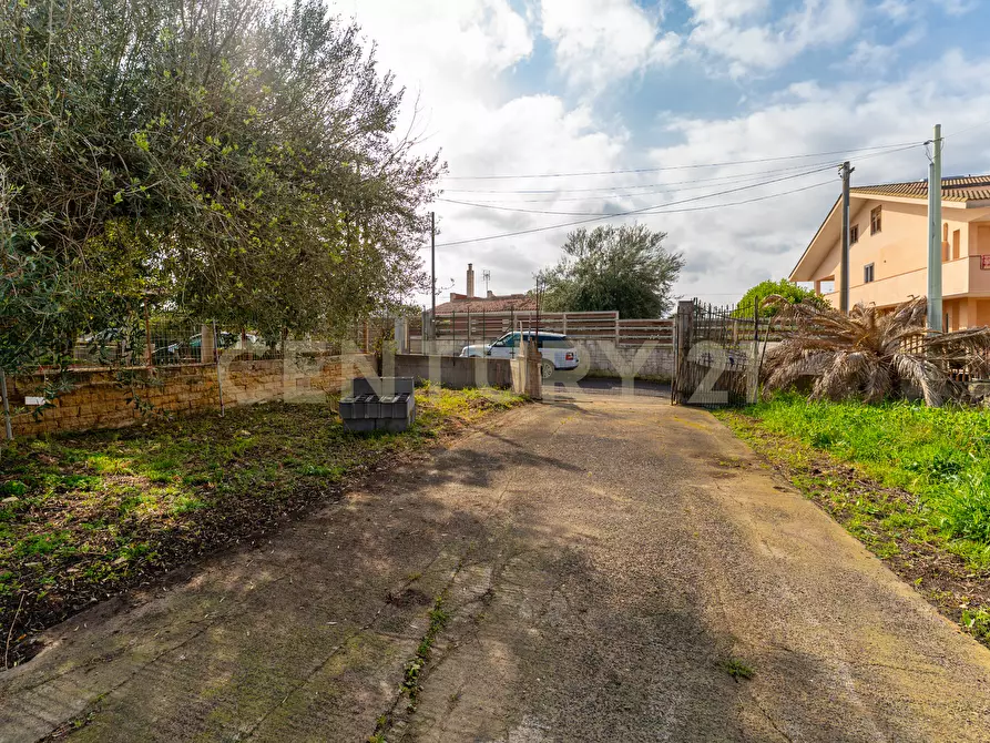 Immagine 11 di Villa in vendita  in Via del Salice a Augusta