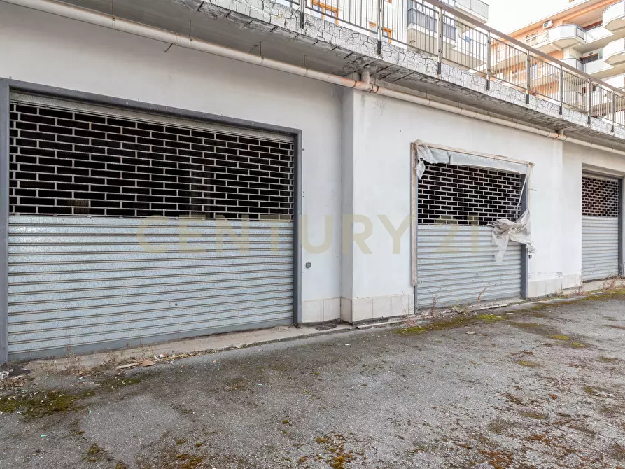 Immagine 20 di Attività artigianale in vendita  in Via Antonio Gramsci 80/84 a Giarre