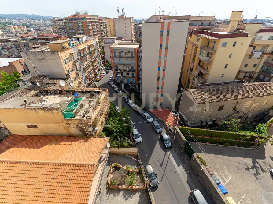 Immagine 25 di Attico in vendita  in Viale Mario Rapisardi 353 a Catania