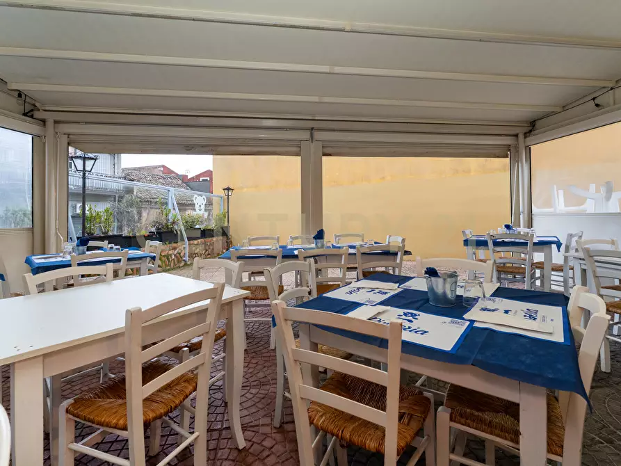 Immagine 37 di Pizzeria / Pub in vendita  in Via Umberto 80 a Sant'agata Li Battiati