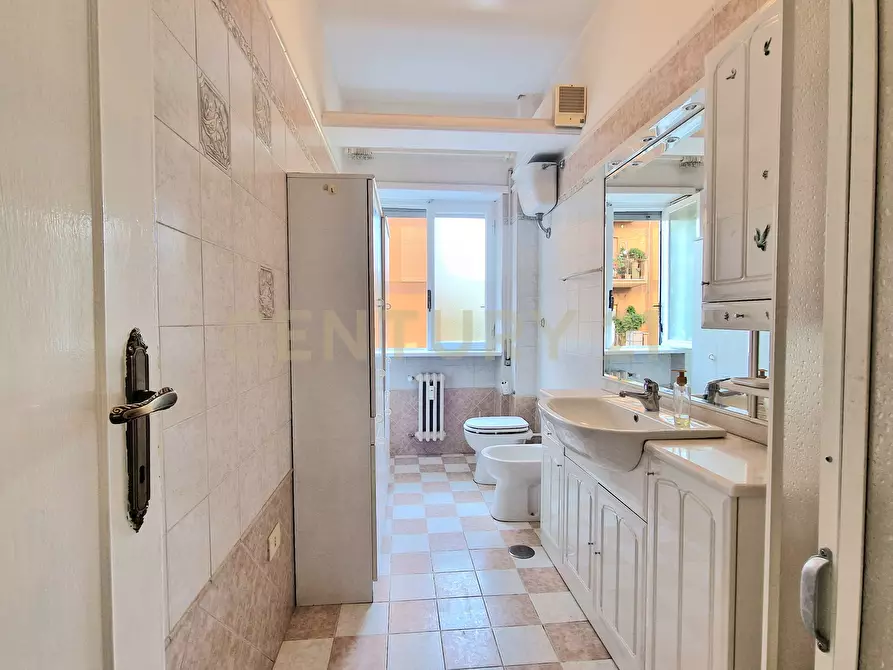 Immagine 11 di Stanza singola in affitto  in Via Gorgona a Roma