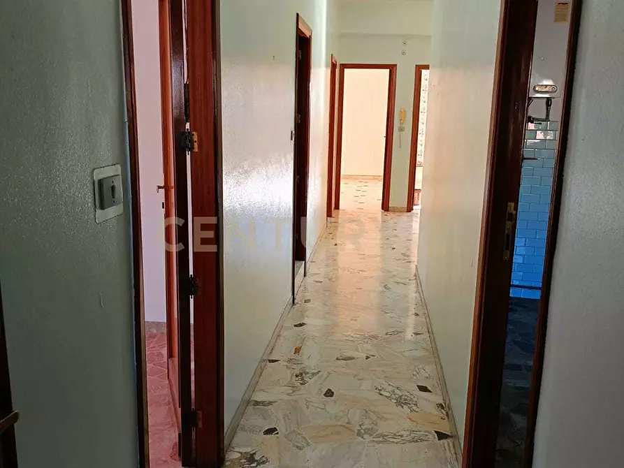 Immagine 6 di Quadrilocale in vendita  in Via Omero 65 a Bronte