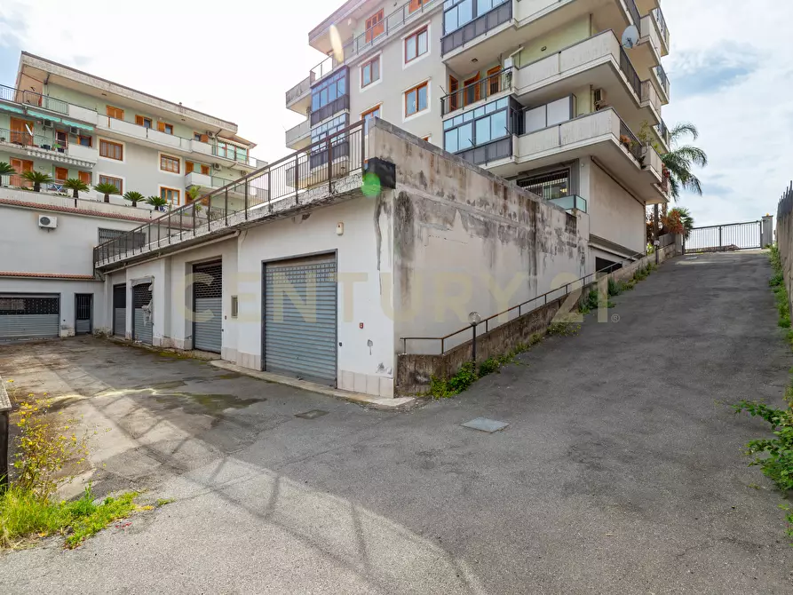 Immagine 17 di Attività artigianale in vendita  in Via Antonio Gramsci 80/84 a Giarre